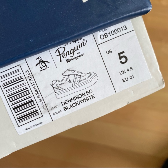 BRAND NEW Penguin leather baby sneakers - Picture 5 of 5